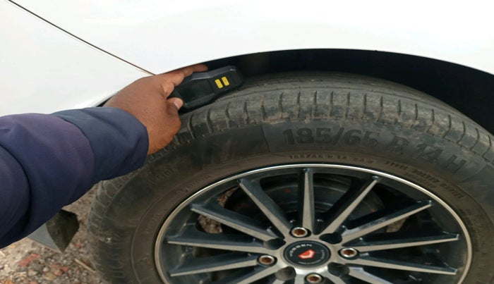 2015 Ford Figo Aspire TITANIUM1.5 DIESEL, Diesel, Manual, 1,68,740 km, tyre