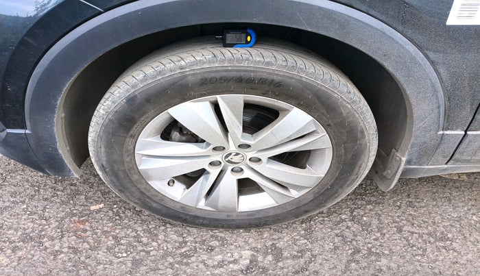 2022 Skoda KUSHAQ AMBITION 1.0L TSI MT, Petrol, Manual, 16,119 km, tyre