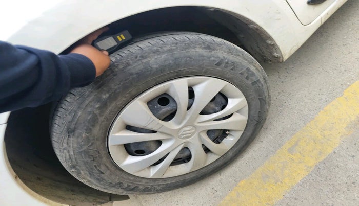 2020 Maruti Swift VXI, Petrol, Manual, 71,747 km, tyre