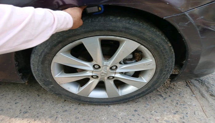 2012 Hyundai Verna FLUIDIC 1.6 VTVT SX OPT AT, Petrol, Automatic, 82,000 km, tyre