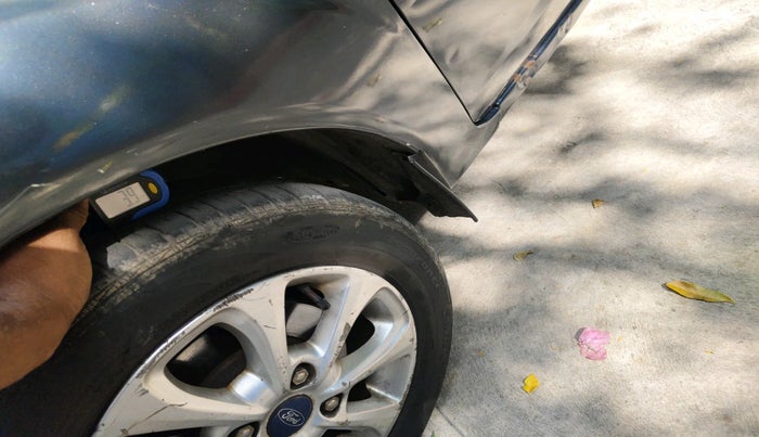 2012 Ford Figo TITANIUM 1.4 DIESEL, Diesel, Manual, 1,02,754 km, tyre