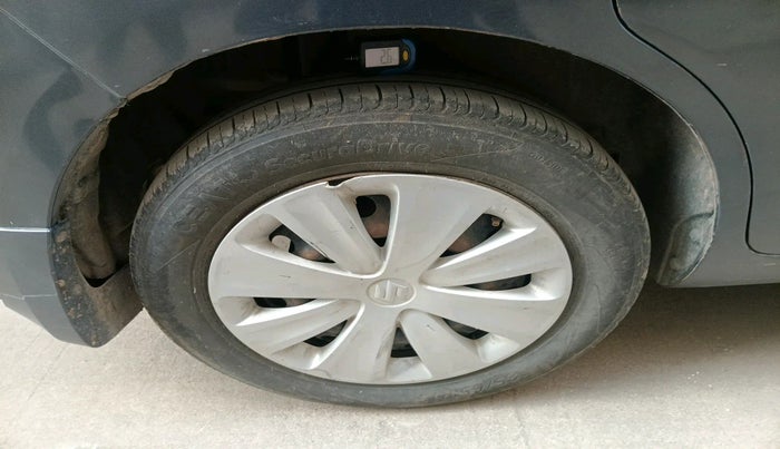 2018 Maruti Ertiga VDI SHVS, Diesel, Manual, 1,74,878 km, tyre