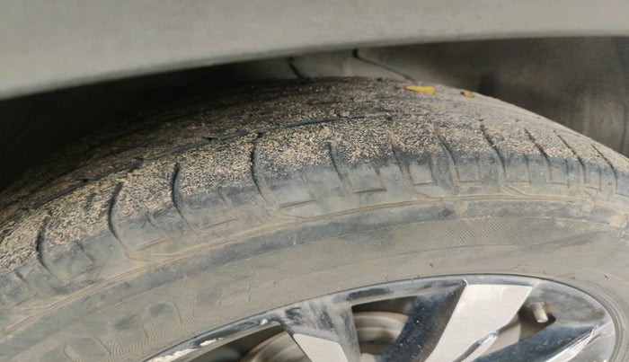 2020 MG HECTOR PLUS SHARP 2.0 DIESEL TURBO MT 6-STR, Diesel, Manual, 97,606 km, tyre