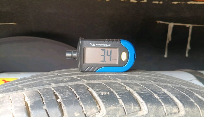 2020 Maruti New Wagon-R LXI CNG (O) 1.0, Petrol, Manual, 55,449 km, tyre