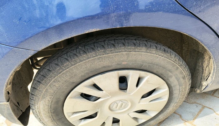 2014 Maruti Swift VXI, Petrol, Manual, 26,000 km, tyre