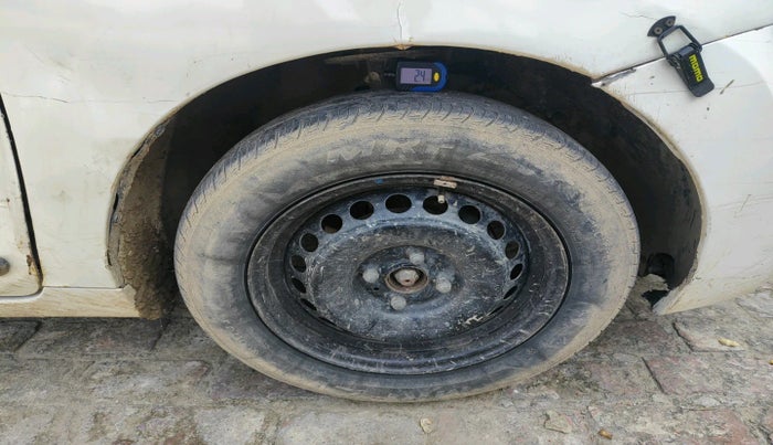 2016 Maruti Baleno DELTA PETROL 1.2, Petrol, Manual, 75,990 km, tyre