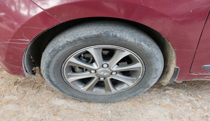 2014 Hyundai Grand i10 ASTA 1.2 KAPPA VTVT, Petrol, Manual, 1,16,048 km, tyre