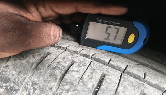 2022 Hyundai Creta EX 1.5 PETROL, Petrol, Manual, 5,425 km, tyre