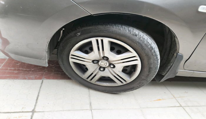 2011 Honda City 1.5L I-VTEC S MT, Petrol, Manual, 1,26,572 km, tyre