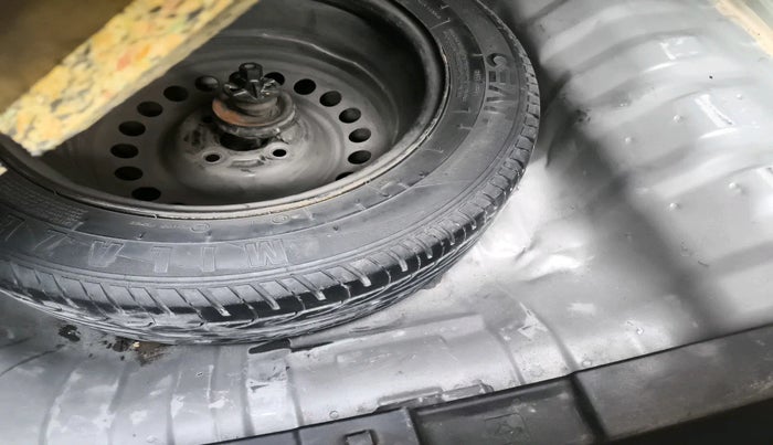 2011 Honda City 1.5L I-VTEC S MT, Petrol, Manual, 1,26,572 km, tyre