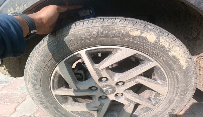 2022 Mahindra XUV300 W8 (O) 1.5 DIESEL, Diesel, Manual, 47,911 km, tyre