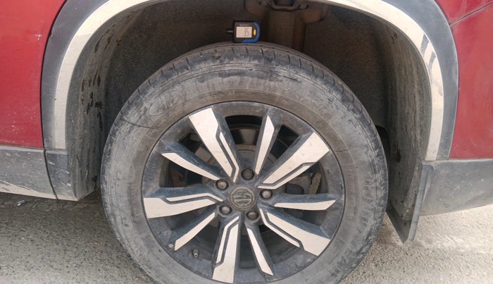 2019 MG HECTOR SHARP 2.0 DIESEL, Diesel, Manual, 46,304 km, tyre