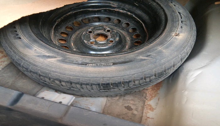 2014 Honda City 1.5L I-DTEC VX, Diesel, Manual, 1,56,253 km, tyre