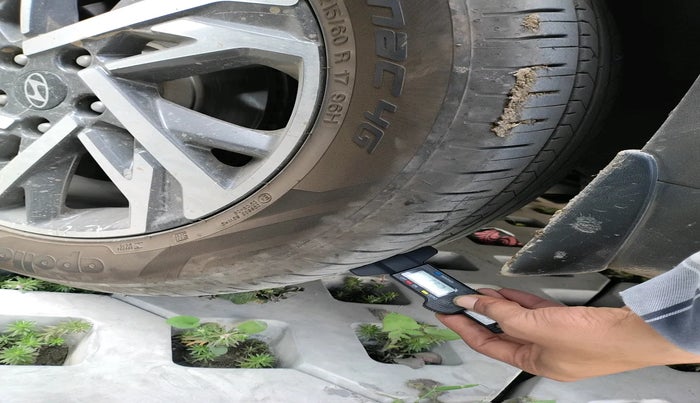 2025 Hyundai Creta SX TECH 1.5 PETROL, Petrol, Manual, 11,402 km, tyre