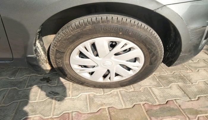 2016 Maruti Swift VDI (O), Diesel, Manual, 1,57,865 km, tyre