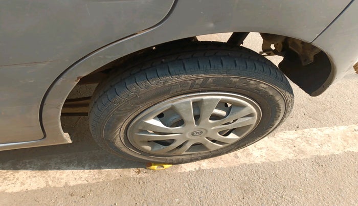 2011 Maruti Wagon R Duo DUO LXI LPG, Petrol, Manual, 1,09,333 km, tyre