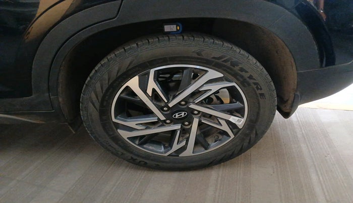 2025 Hyundai Creta Creta SX (O) 1.5 MPI IVT, Petrol, Automatic, 21,000 km, tyre