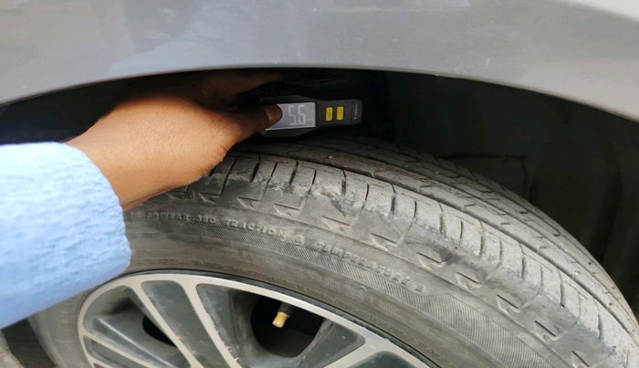 2023 Maruti Celerio ZXI AMT, Petrol, Automatic, 29,259 km, tyre