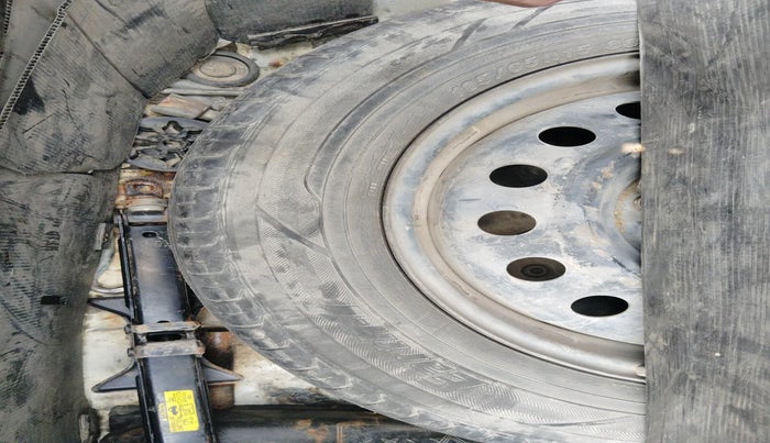 2013 Toyota Etios GD SP, Diesel, Manual, 1,59,607 km, tyre