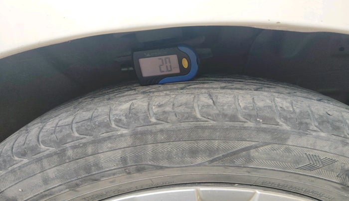 2013 Toyota Etios GD SP, Diesel, Manual, 1,59,607 km, tyre