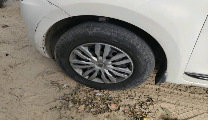 2022 Maruti Swift VXI, Petrol, Manual, 95,006 km, tyre