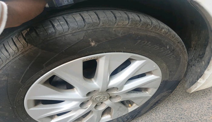 2017 Toyota Corolla Altis G PETROL, Petrol, Manual, 49,303 km, tyre