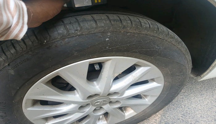 2017 Toyota Corolla Altis G PETROL, Petrol, Manual, 49,303 km, tyre