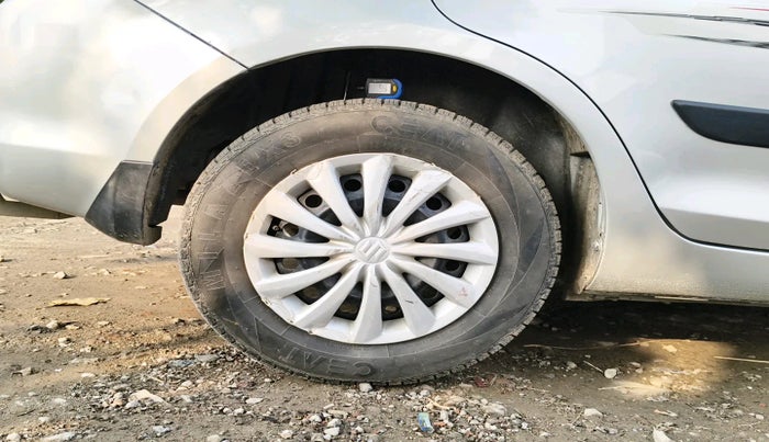 2016 Maruti Swift Dzire VDI, Diesel, Manual, 40,339 km, tyre