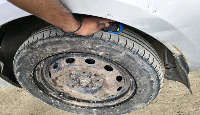 2011 Tata Indica Vista LX TDI, Diesel, Manual, 1,61,519 km, tyre