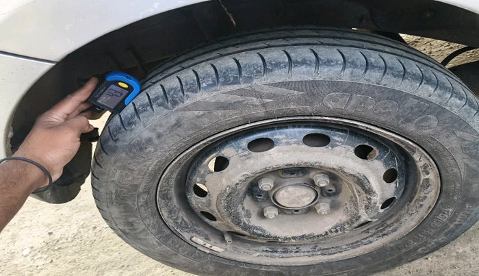 2011 Tata Indica Vista LX TDI, Diesel, Manual, 1,61,519 km, tyre