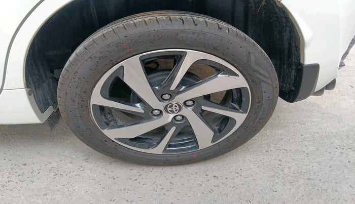 2025 Toyota Glanza G AMT, Petrol, Automatic, 310 km, tyre