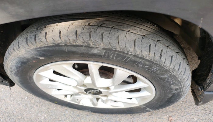 2016 Mahindra Kuv100 K8 D 6 STR, Diesel, Manual, 84,802 km, tyre