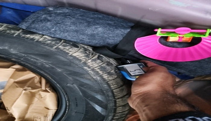 2023 Honda Amaze 1.2L I-VTEC S, Petrol, Manual, 21,041 km, tyre