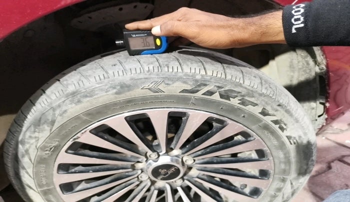 2023 Honda Amaze 1.2L I-VTEC S, Petrol, Manual, 21,041 km, tyre