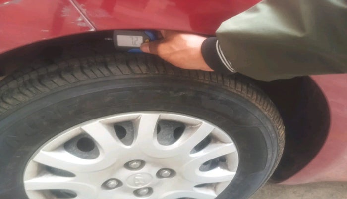 2010 Hyundai i20 MAGNA 1.2, Petrol, Manual, 56,472 km, tyre