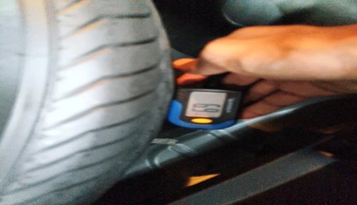 2024 MG ZS EV Essence, Electric, Automatic, 18,837 km, tyre