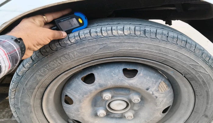 2013 Maruti Alto K10 VXI, Petrol, Manual, 92,345 km, tyre