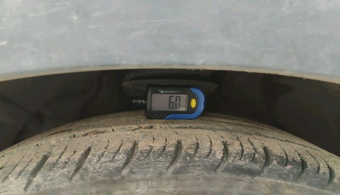 2020 Mahindra XUV300 W8 1.2 PETROL, Petrol, Manual, 15,619 km, tyre