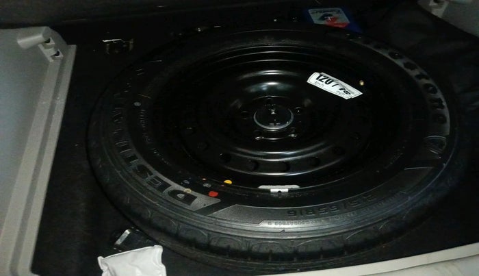 2021 Jeep Compass LIMITED (O) 2.0 DIESEL 4X4 AT, Diesel, Automatic, 72,799 km, tyre