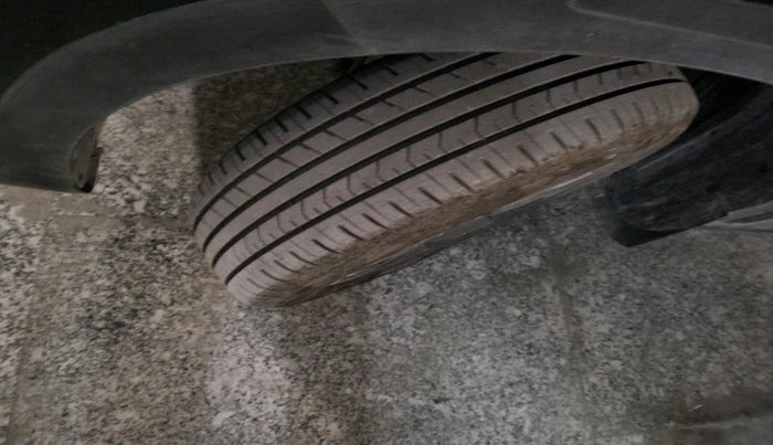 2023 Hyundai VENUE S(O) 1.2, Petrol, Manual, 3,048 km, tyre