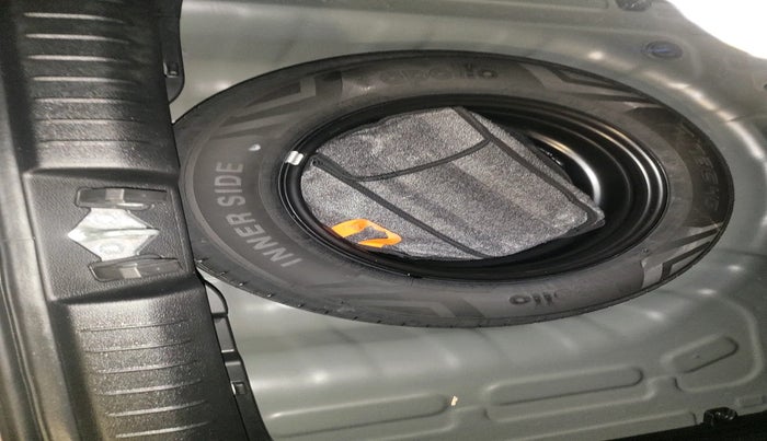 2023 Hyundai VENUE S(O) 1.2, Petrol, Manual, 3,048 km, tyre