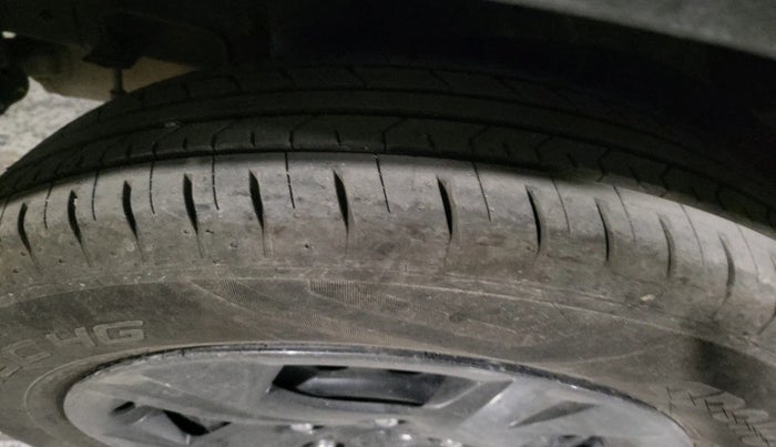 2023 Hyundai VENUE S(O) 1.2, Petrol, Manual, 3,048 km, tyre