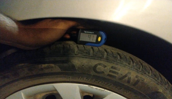 2015 Hyundai Grand i10 SPORTZ 1.2 KAPPA VTVT, Petrol, Manual, 48,611 km, tyre