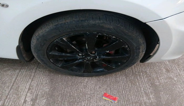 2012 Hyundai Verna FLUIDIC 1.6 CRDI SX OPT AT, Diesel, Automatic, 1,26,024 km, tyre