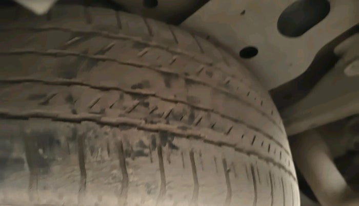 2016 Chevrolet Trailblazer LTZ AT, Diesel, Automatic, 1,50,455 km, tyre