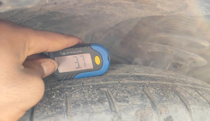 2021 Maruti Baleno ZETA PETROL 1.2, Petrol, Manual, 38,466 km, tyre