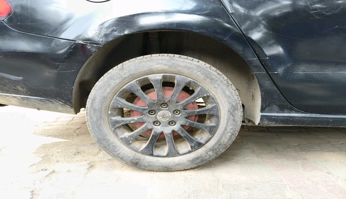 2014 Skoda Rapid AMBITION 1.5 TDI, Diesel, Manual, 58,477 km, tyre