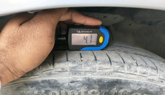 2014 Honda City 1.5L I-VTEC SV, Petrol, Manual, 65,706 km, tyre