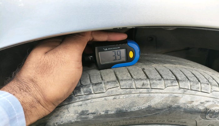 2014 Honda City 1.5L I-VTEC SV, Petrol, Manual, 65,706 km, tyre