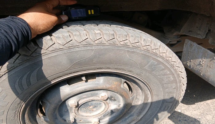 2021 Mahindra Bolero B6, Diesel, Manual, 1,11,746 km, tyre